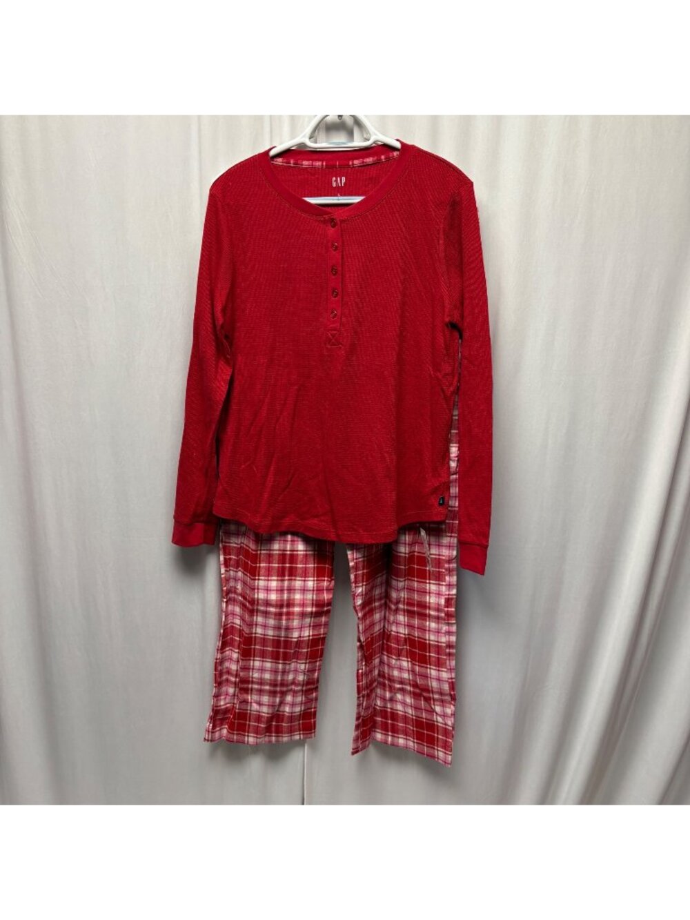 Gap Red Henley Long Sleeve Top Plaid Pajama Pants Set Womens Size Large NEW
